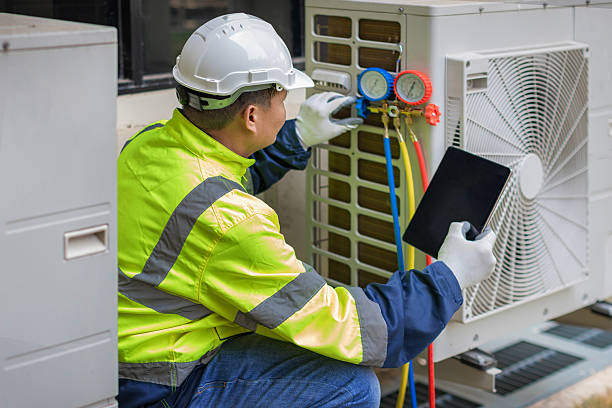 Professional Hvac technician working in Leland, NC